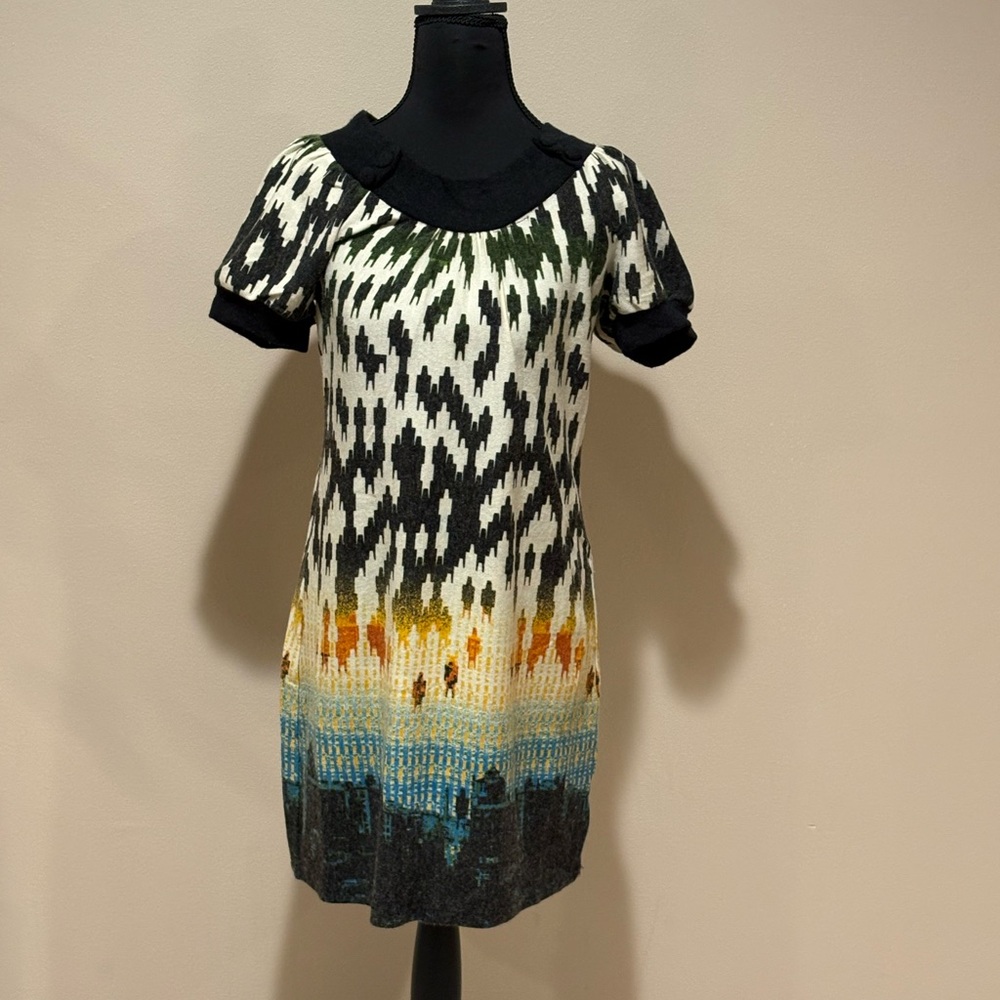 Aryeh Black and Gray Knit Fabric Dress.